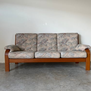 Mid-Century Modern Domino Møbler - Style Teak Wood Danish Sofa 