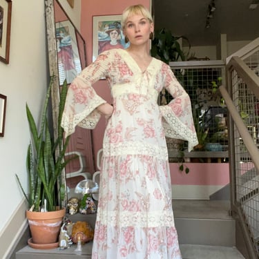 70s Rose Floral Flared Sleeve Lace Trim Maxi Dress 