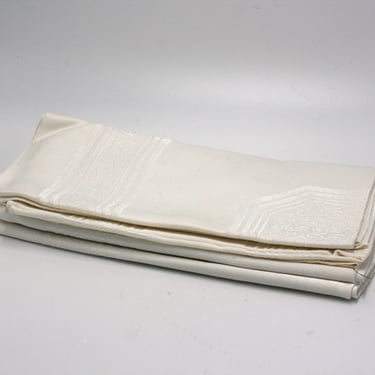 vintage Damask napkins ivory cotton or linen fabric/set of four 