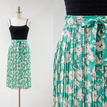 cute cottagecore skirt | 80s 90s vintage kelly green cream floral pleated knee length skirt 