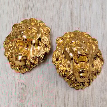Lion Head Vintage Pierced Earrings, 3D Face, Lightweight 