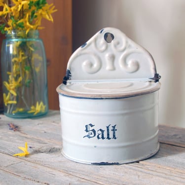 Vintage enamelware salt box / German enamel salt box / white enamel salt cellar / antique salt holder / rustic cottage kitchen decor 
