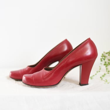 1940s Red Leather Pumps - 8AAA 
