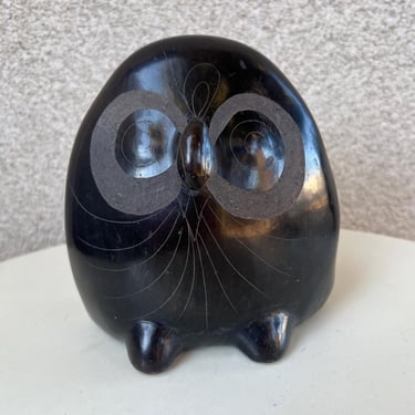 Vintage modern Mexican Owl Bird Figurine Black Clay Etched Size 6” x 6” 