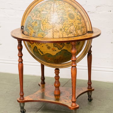 Vintage Italian Renaissance World Globe Bar