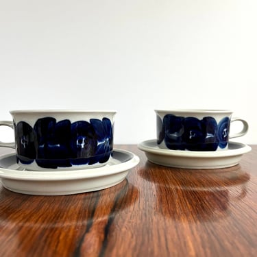 Arabia Finland Blue Anemone Handpainted Flat Cups and Saucers by Ulla Procope 