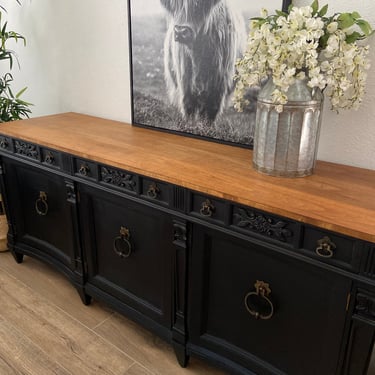 Vintage Credenza Buffet Sideboard By Weiman *Local Pick Up Only 