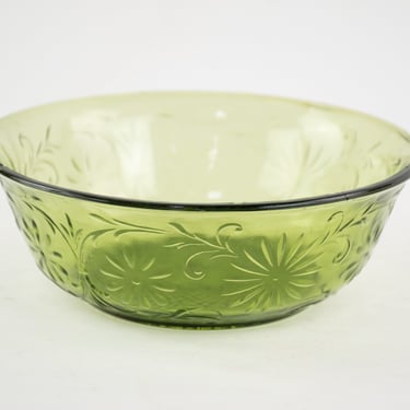 Vintage Indiana Glass Co. Salad Bowl in Avocado 