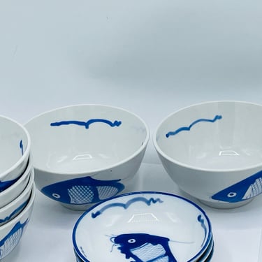 7 PC Blue & White Porcelain Carp Koi Fish Set 4"  Small Plates and Bowls - William Sonoma Great Condition 