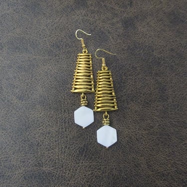 White mother of pearl shell and gold earrings 
