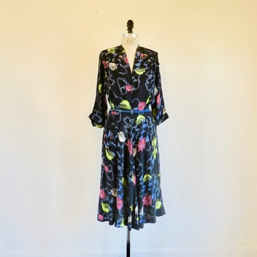 1940's Navy Blue Novelty Leaf Print Rayon Day Dress with Pink and Yellow Buttons Trim Rockabilly Swing WW2 Era Fashion 31