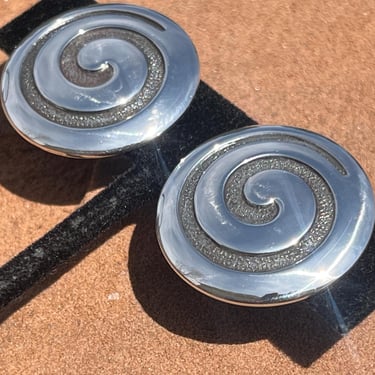 Vintage Sterling Silver and Oxidized Black Round Spiral Screw Back Earrings 