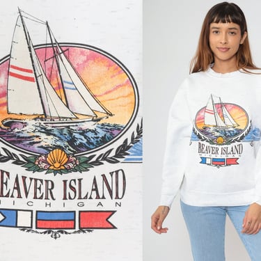 Beaver Island Sweatshirt 90s MICHIGAN Sailboat Shirt Nautical Sweatshirt Boat Retro Slouchy Crewneck Pullover 1990s White Vintage Medium 