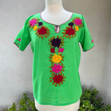 Vintage Oaxaca Mexican embroidered floral top neon green sheer cotton size S/M 