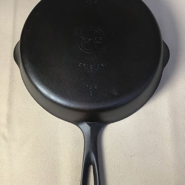 No. 8 Griswold Cast Iron Skillet (Seattle)