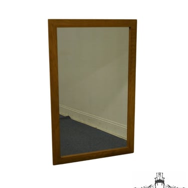THOMASVILLE FURNITURE American Oak 30x47" Dresser / Wall Mirror 18911 