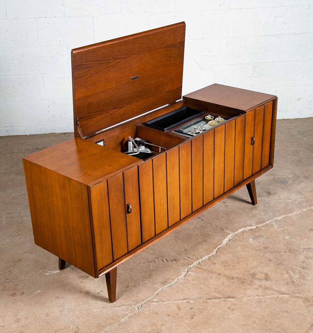 Mid Century Modern Stereo Console Record Player Zenith X930 Hifi ...