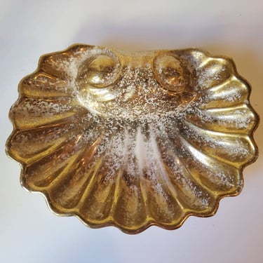 Ceramic shell dish gold speckled and cream shell, 1950's 