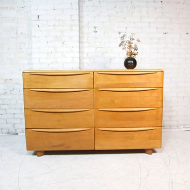 Vintage MCM solid maple 8 drawer dresser by Heywood Wakefield | Free delivery in NYC and Hudson Valley areas 