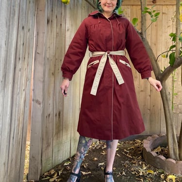 Vintage 1980’s Maroon and Tan Windbreaker Coat 