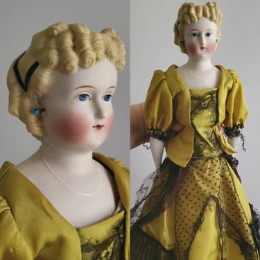 Antique Parian Doll with Pierced Ears and Ornate Blonde Hairstyle - Antique German Dolls - Collectible Dolls 17