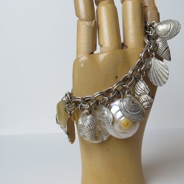 Vintage 1960s shell charm bracelet, beach, seashells, novelty 