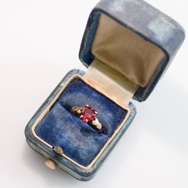 Vintage 10 KT Gold and Ruby Heart Ring | US 4.5 | 1930s/1940s 10 karat Gold Ring with Pink Heart Gem 