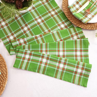 Green Plaid Christmas Table Runner 