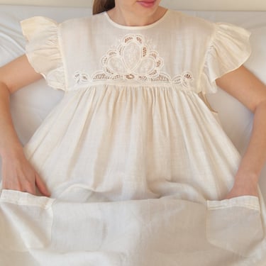 2986d / antique white linen lace bib dress / s / m 