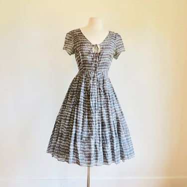 Marni 1950's Style Gray and Brown Cotton Print Fit and Flare Dress Full Skirt Spring Summer Made in Italy Italian Designer Size 42, 6 8US 