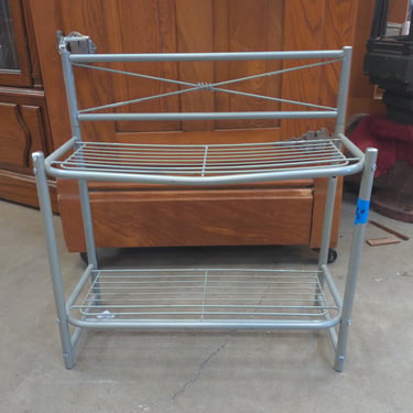 Small Metal Shelves 19.5 x 20.5 x 8.5