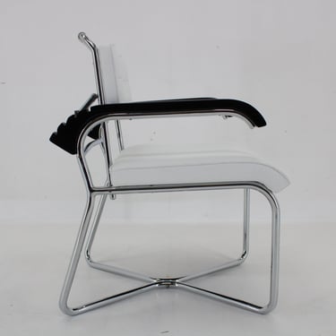 1940s Rare Restored Bauhaus Chrome Plated Adjustable Armchair in White Leather, Czechoslovakia 