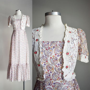 1970s Floral Prairie Dress 