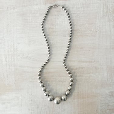 1950s Sterling Silver Graduated Ball Chain Necklace 