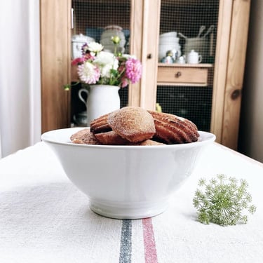 Beautiful vintage French heavy ironstone soup bowl, salad bowl from Pillivuyt 