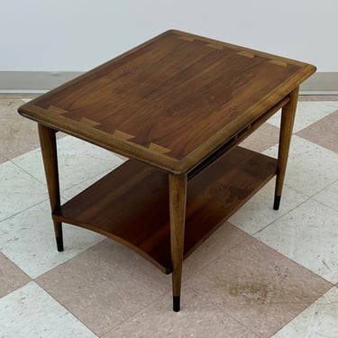 Lane Acclaim Mid-Century Modern End Table / Nightstand (SHIPPING NOT FREE) 