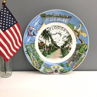 Florida souvenir plate featuring tourist attractions - 1950s vintage road trip souvenir 