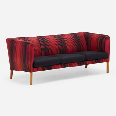 AP18 sofa (Hans J. Wegner)