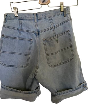 80s 90s Vintage GUESS Jean shorts, light wash jean shorts, Mens vintage GUESS JEANS shorts  90s guess jeans denim shorts green label 26 x 30 