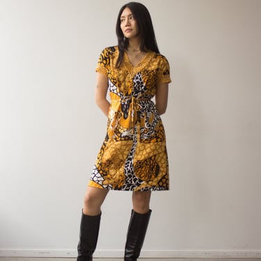 1970s Goldworm Giraffe Print Jersey Knit Short Sleeved Dress 