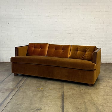 Three seater sofa in velvet and walnut 