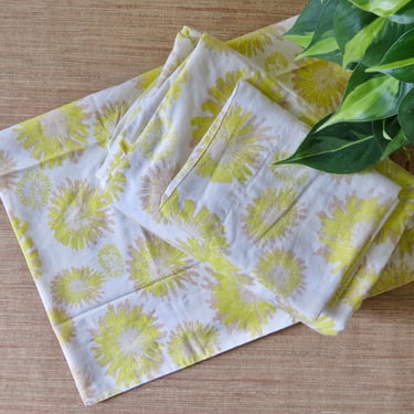 Vintage Lexington Home Sunburst Floral Queen Sheet Set (Flat, Fitted & 2 Pillow Cases) - Arkwright Home Yellow Tan Sheets 