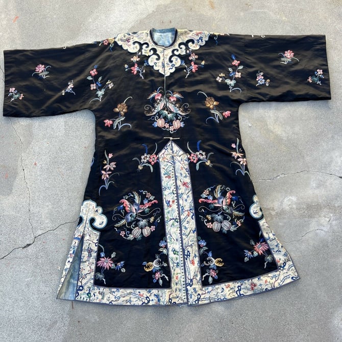 Antique Chinese Embroidered Silk Robe Cloud Collar Figural Moths Fruit Vintage