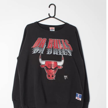 Chicago Bulls sweatshirt in black and red, 90s vintage nutmeg mills - Large 