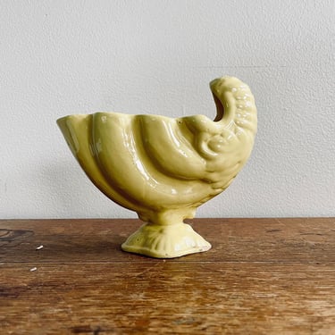 Ceramic Yellow Pedestal Dish | Shell Shaped Bowl | Vintage Pottery | Mid-Century Conch Planter | Houseplant | Butter Yellow Planter 