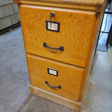 Nice wooden filing cabinet with keys  16 x 15 3/4 x 28