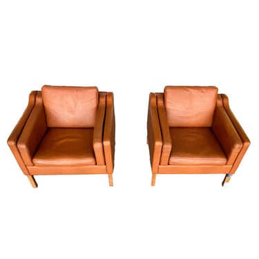 Pair Danish Modern Leather Armchairs by Borge Mogensen