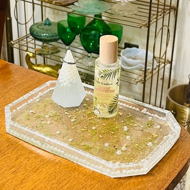 Vanity Tray Resin with Pearl and Peridot 