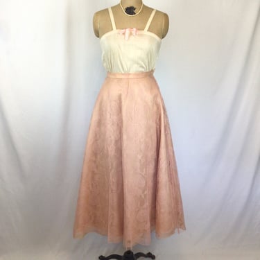 Vintage 50s skirt | Vintage pink silk chantilly lace  skirt | 1950s French floral full skirt 