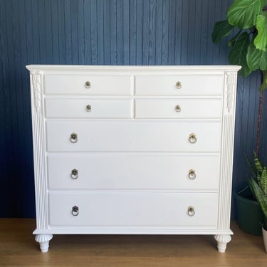 Ethan Allen Vintage Style Dresser, Solid Wood Refinished in Simply White *SHIPPING INCLUDED* 